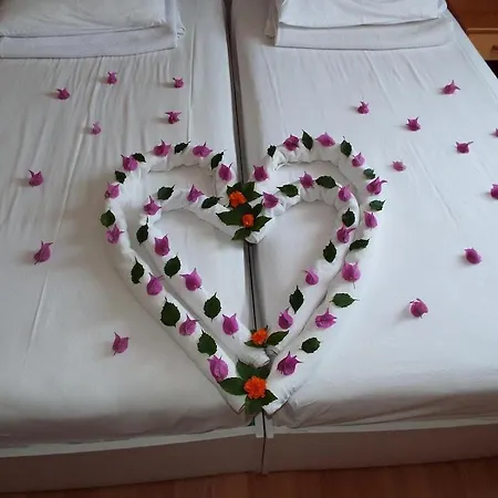 Ecem Hotel apartamentowy 3*