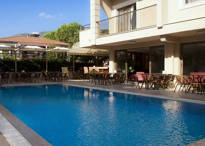 Hotel apartamentowy Ecem 3*