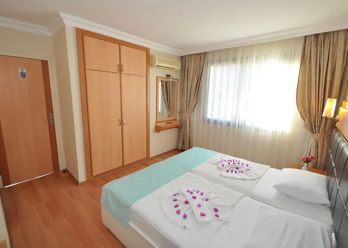 Hotel apartamentowy Ecem Icmeler