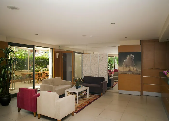 Apartmanhotel Ecem 3*