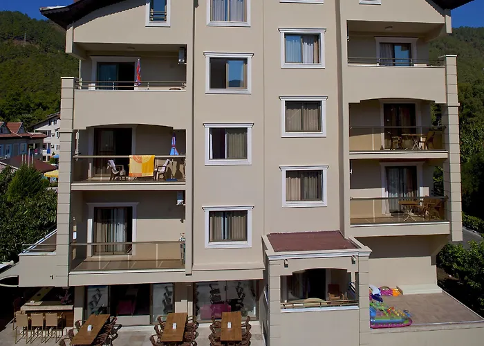 Apartmanhotel Ecem 3*