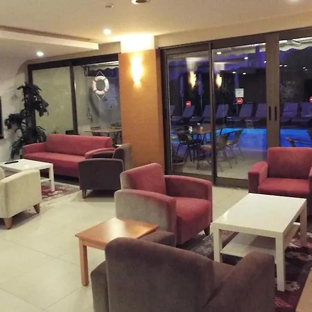 Ecem 3* إتْشميلير