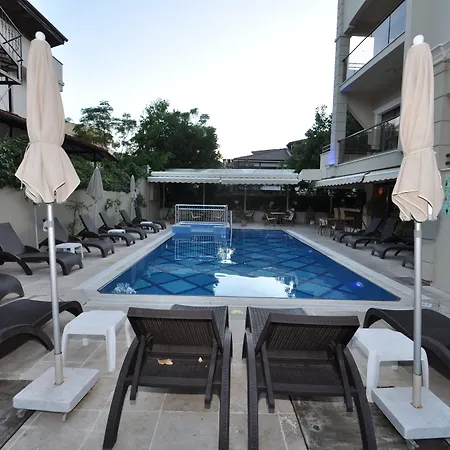 Ecem Apart Otel İçmeler