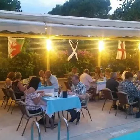 شقة فندقية Ecem إتْشميلير