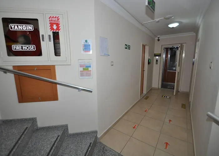 Hotel de apartamente Ecem 3*