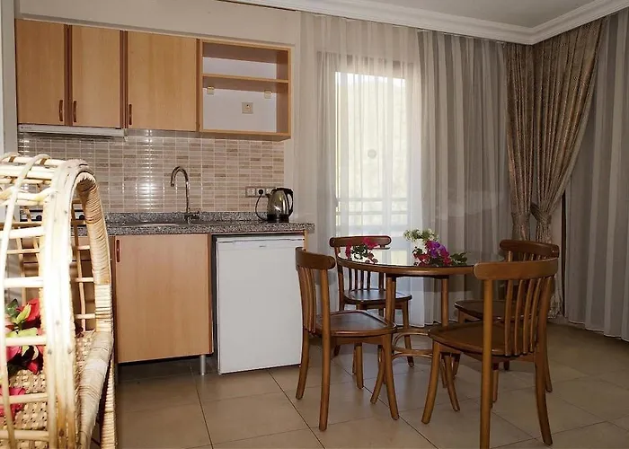 Lejlighedshotel Ecem İçmeler